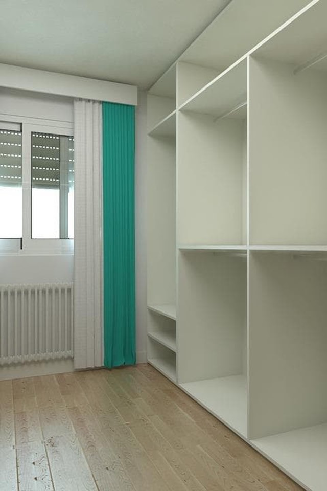 ¿Está pensando en crear un vestidor?
