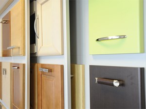 Guía para elegir los tiradores y remates de sus muebles