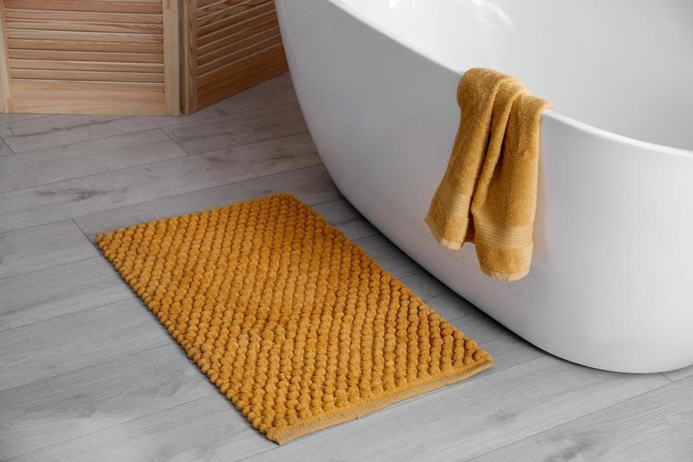 Suelos para baños: ¿Cuál es la mejor opción en una reforma?